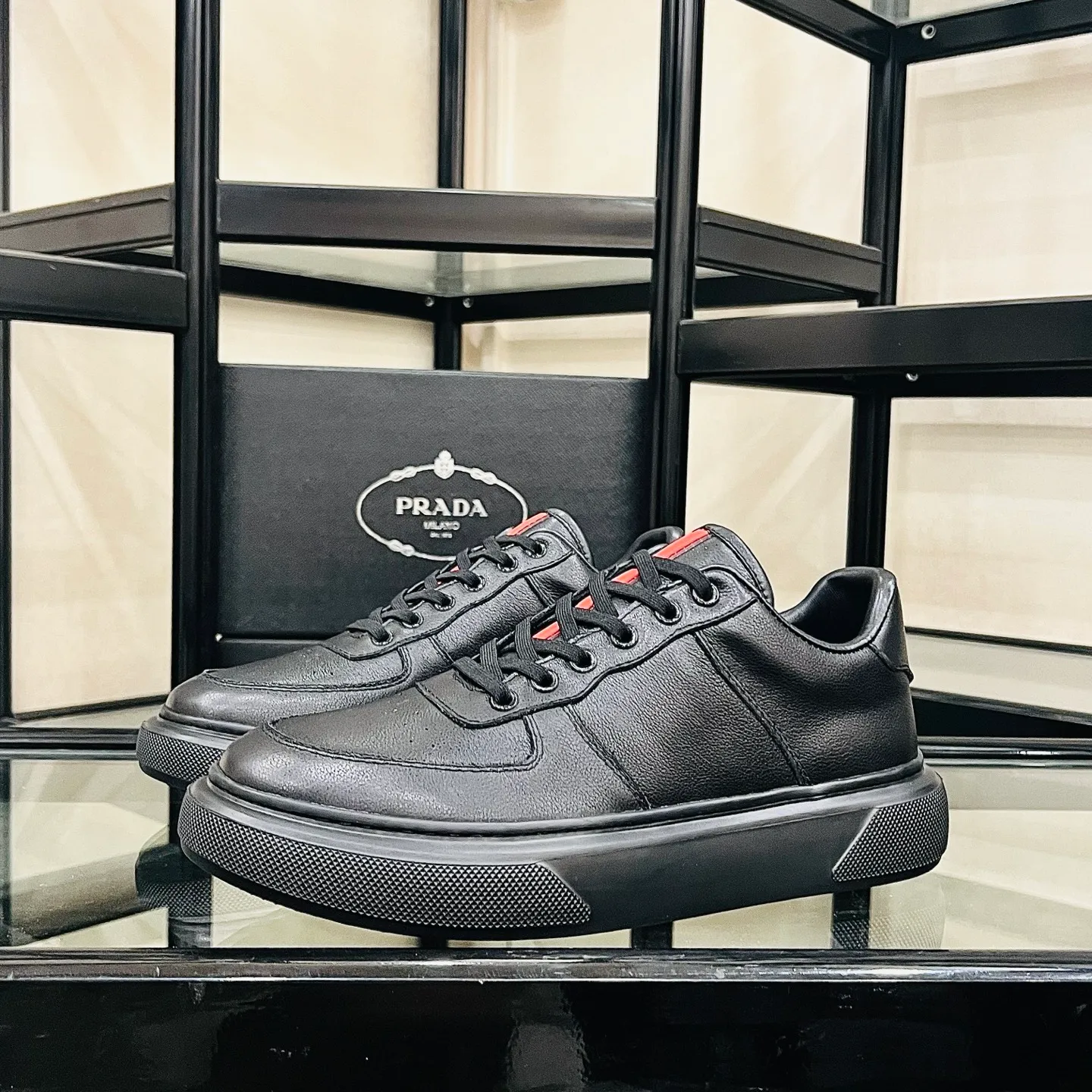 Men's shoes💰440 Prada/Prada Men's new casual shoes, this upper is made of imported calfskin + sheep lining! The outsole is made of non-slip sports foam and ultra-light, which feels good on the feet. It is a fashionable and stylish item!  Size: 38-44 (45 customized)